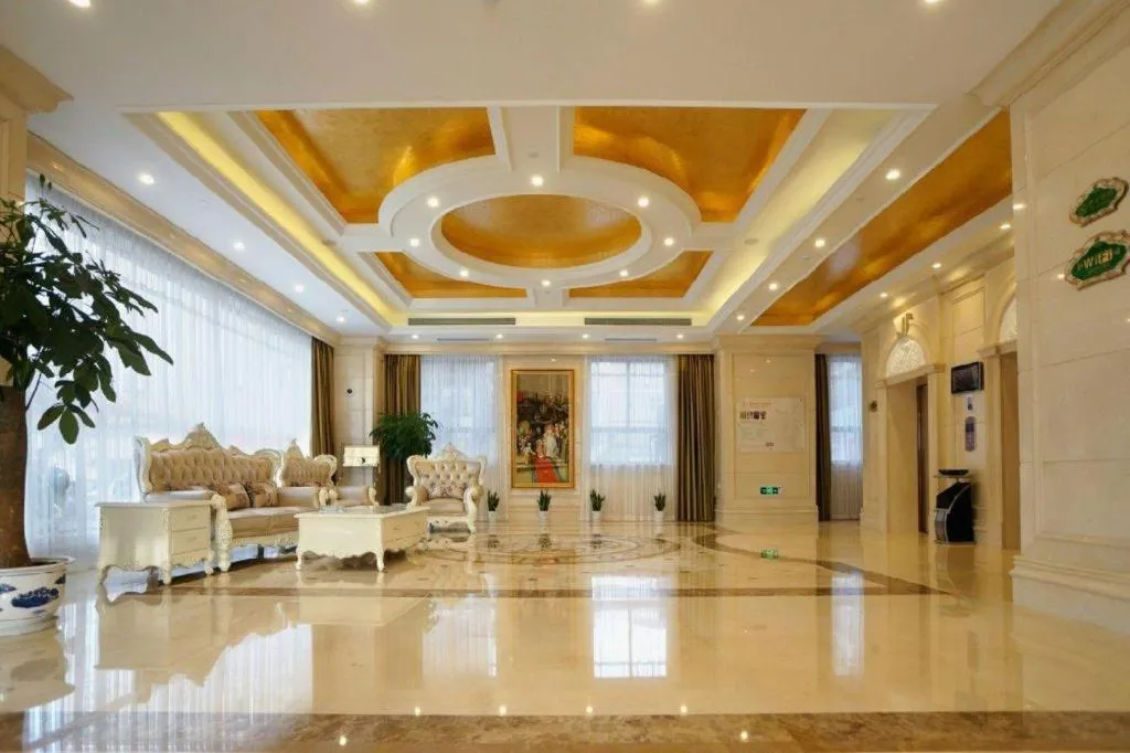 Vienna Hotel Shanghai Hongqiao Huaxin Road