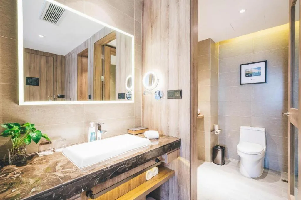 Vienna Hotel Shanghai Hongqiao Huaxin Road