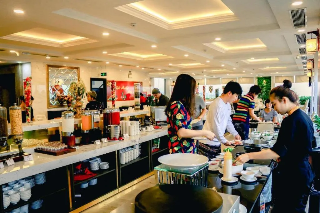 Le Hoang Beach Hotel Danang