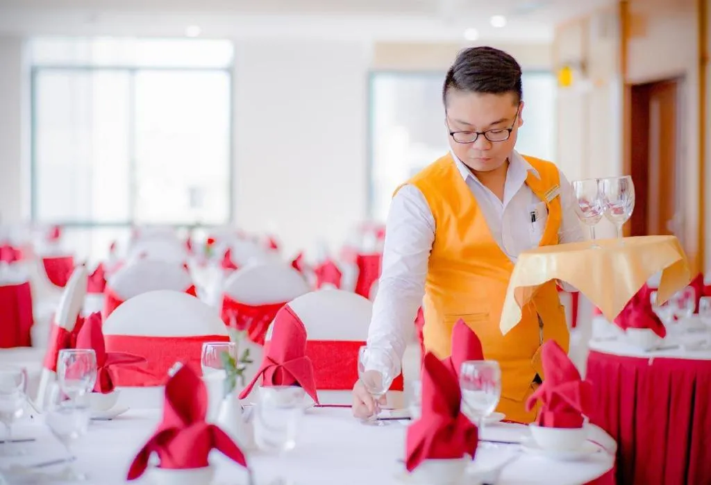 Le Hoang Beach Hotel Danang