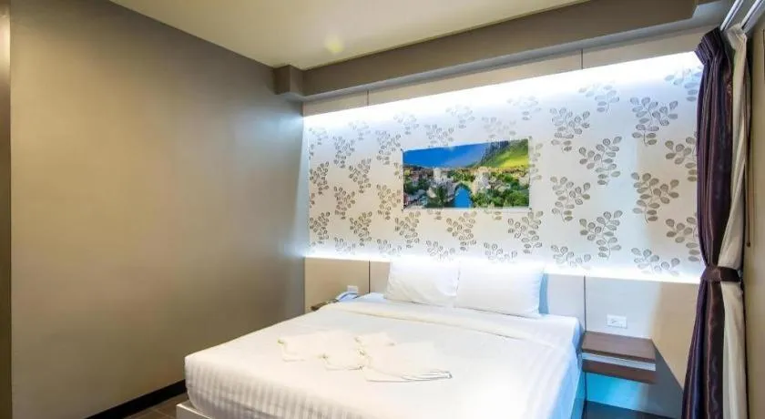 Bed in Pasub grand hotel