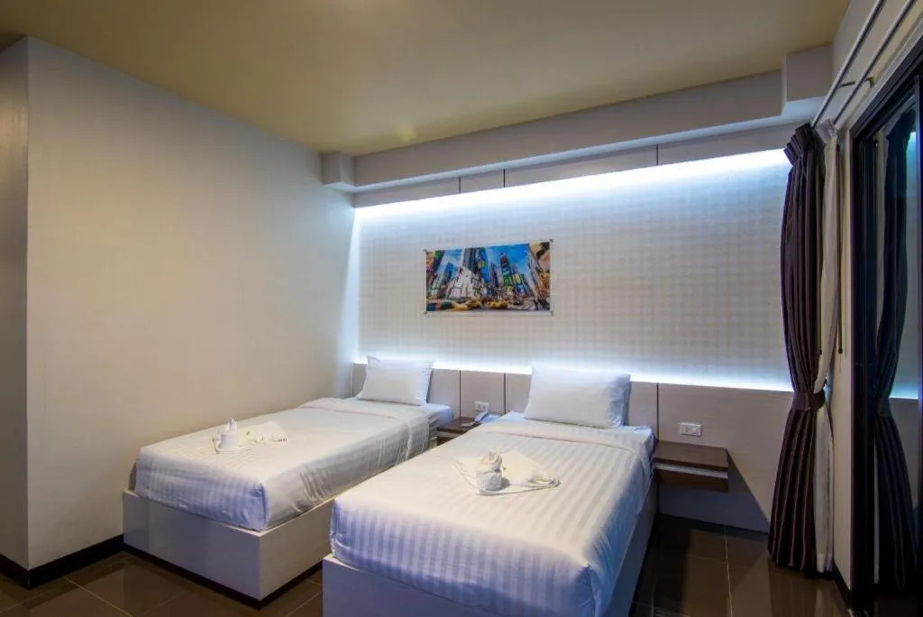 Bed in Pasub grand hotel