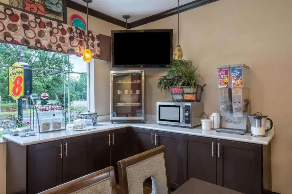 Super 8 By Wyndham Mansfield La Super 8 By Wyndham Mansfield La