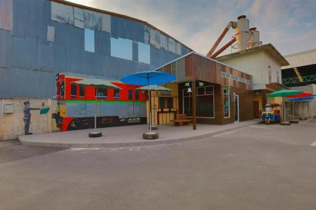 The Buffalo Amphawa The Buffalo Amphawa