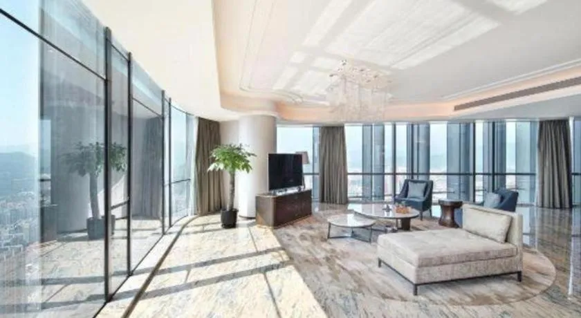 LONGYAN JINGHUA FLIPORT HOTEL