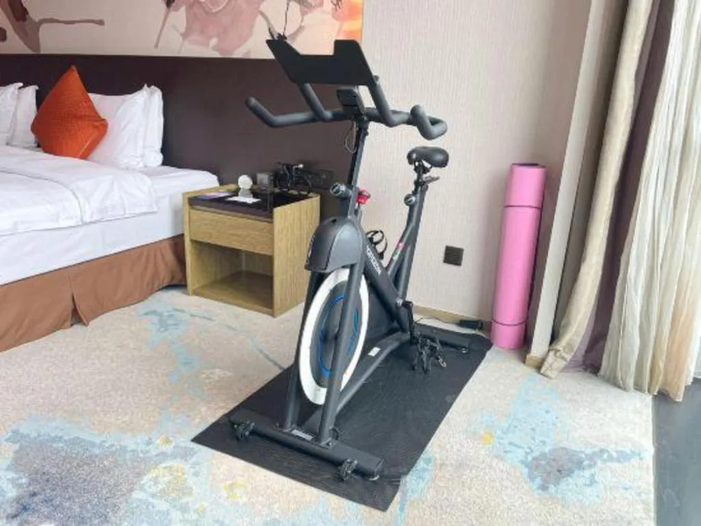 LONGYAN JINGHUA FLIPORT HOTEL