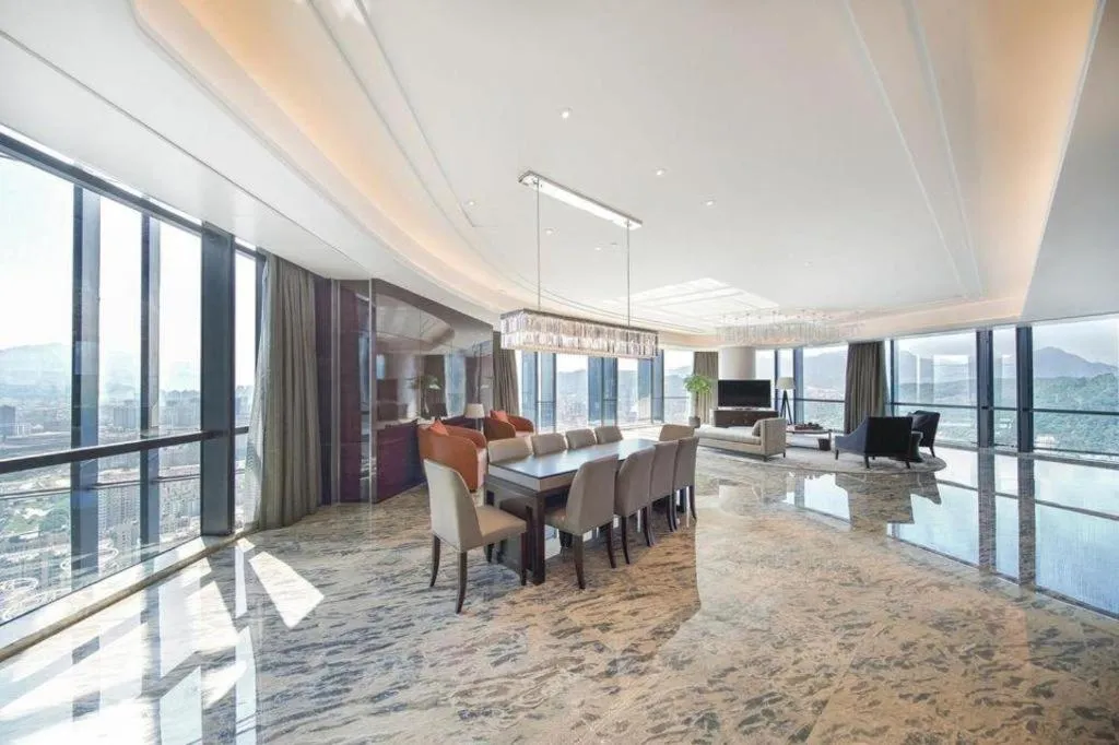 LONGYAN JINGHUA FLIPORT HOTEL