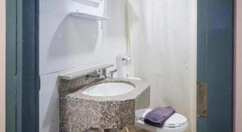 BIRD ROOM HOTEL - PRATUNAM