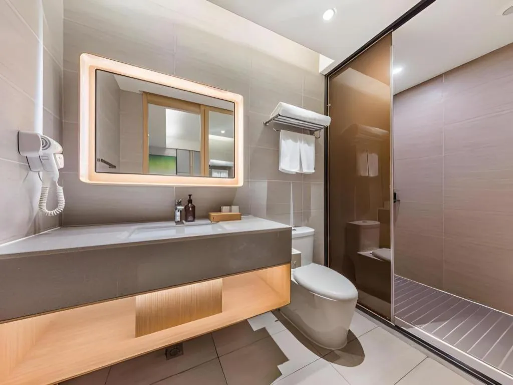 JI Hotel Beijing Nanluoguxiang Andingmen Metro Station