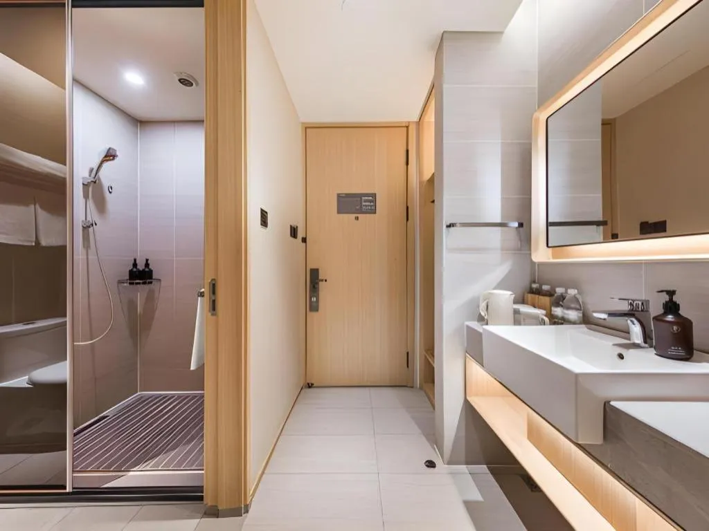 JI Hotel Beijing Nanluoguxiang Andingmen Metro Station