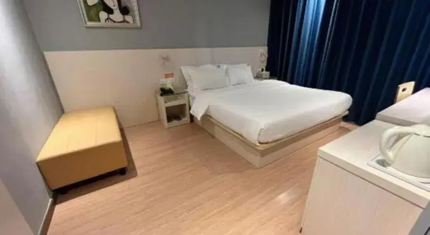 Bed in 7 Days Inn Guangzhou Panyu Square Shilian Road Bed in 7 Days Inn Guangzhou Panyu Square Shilian Road