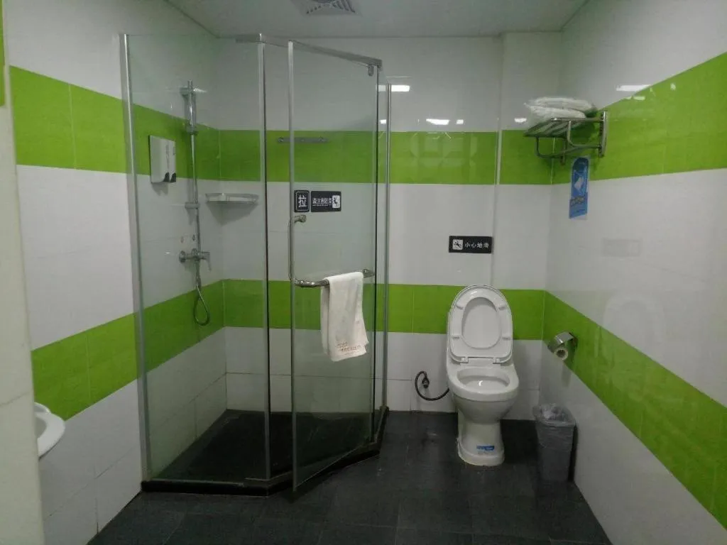 7 Days Inn Guangzhou Panyu Square Shilian Road