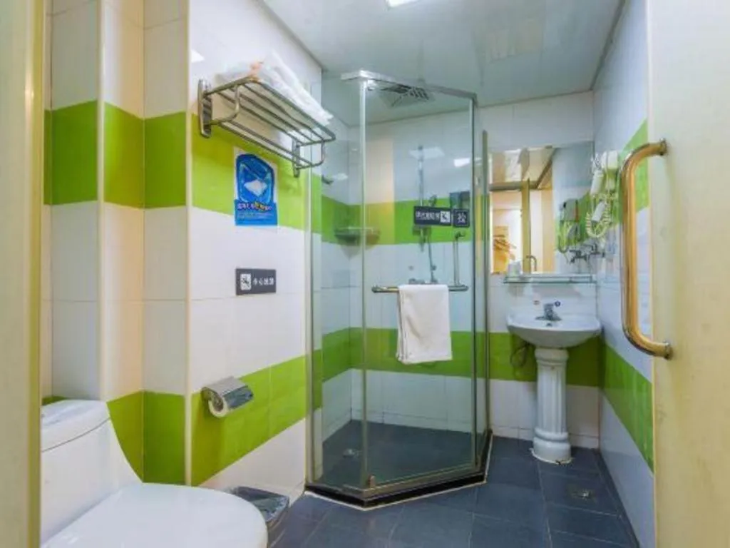 7 Days Inn Guangzhou Panyu Square Shilian Road