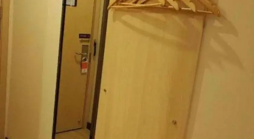 7Days Premium Beijing Xidan Lingjing Hutong Metro Station Branch 7Days Premium Beijing Xidan Lingjing Hutong Metro Station Branch