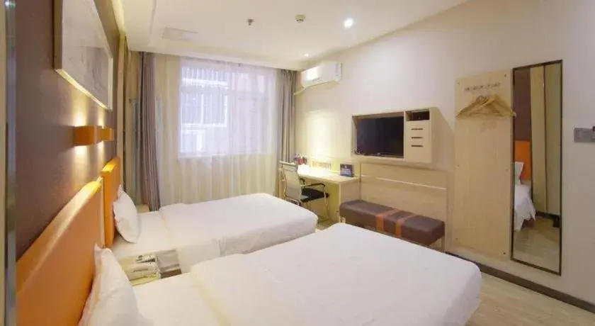 Bed in 7Days Premium Beijing Xidan Lingjing Hutong Metro Station Branch Bed in 7Days Premium Beijing Xidan Lingjing Hutong Metro Station Branch