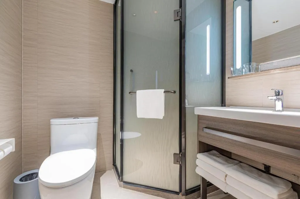 Hanting Hotel Harbin Railway Station Square