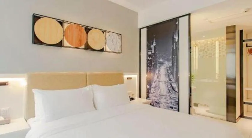 Bed in Ibis Styles Chengdu Chunxi Taikoo Li Hotel