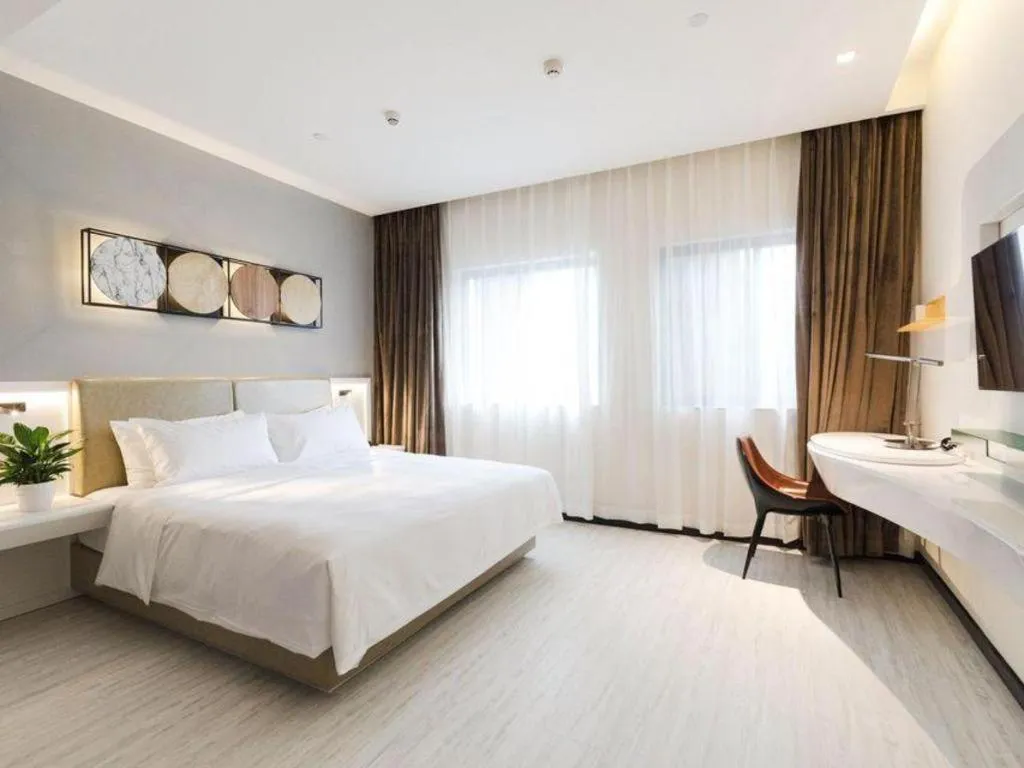 Bed in Ibis Styles Chengdu Chunxi Taikoo Li Hotel