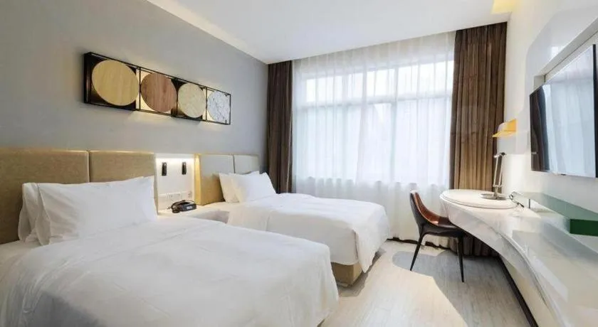 Bed in Ibis Styles Chengdu Chunxi Taikoo Li Hotel