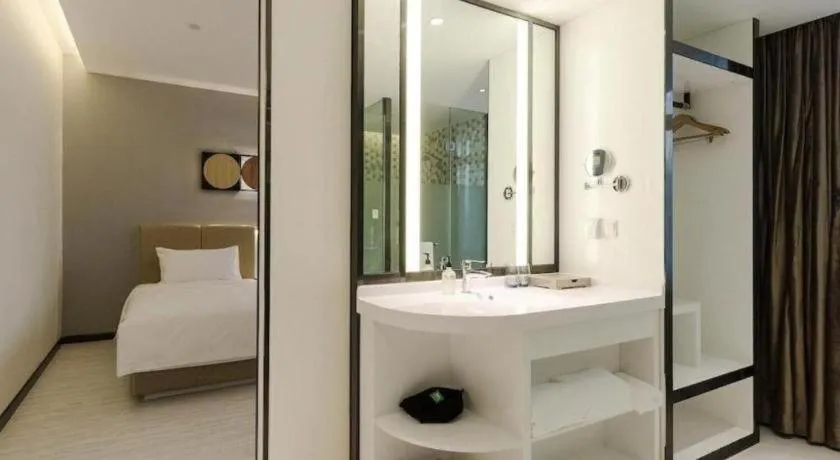 Bed in Ibis Styles Chengdu Chunxi Taikoo Li Hotel