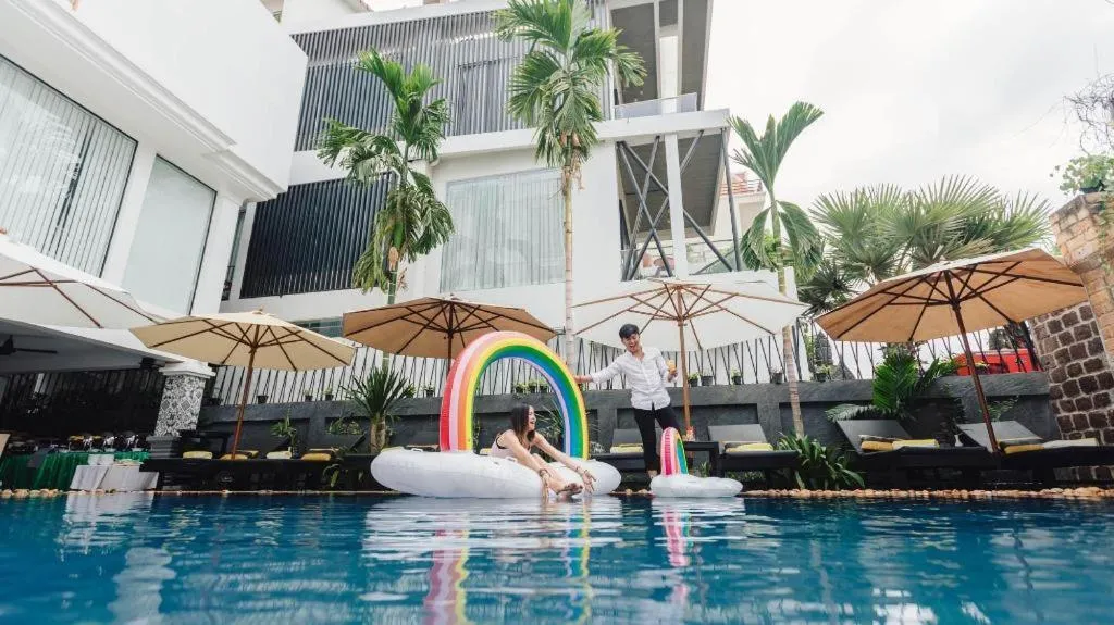 Popular Hotel & Spa