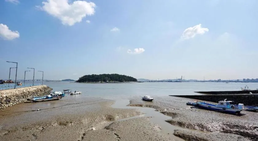 Riviera Incheon Airport Hotel