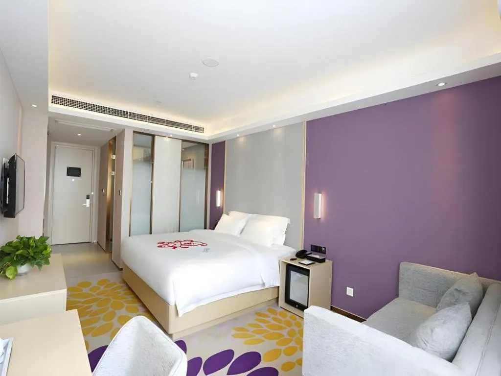Bed in Lavande Hotel Bejing West Station South Square Lize Commercial Zone