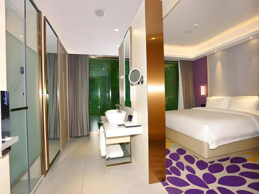 Bed in Lavande Hotel Bejing West Station South Square Lize Commercial Zone