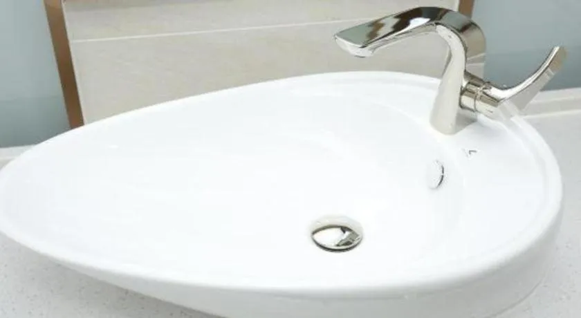 Lavande Hotel Bejing West Station South Square Lize Commercial Zone