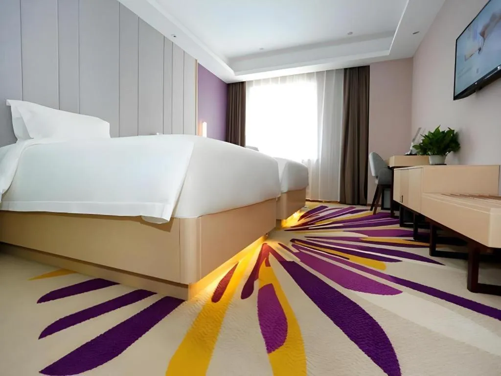 Bed in Lavande Hotel Bejing West Station South Square Lize Commercial Zone