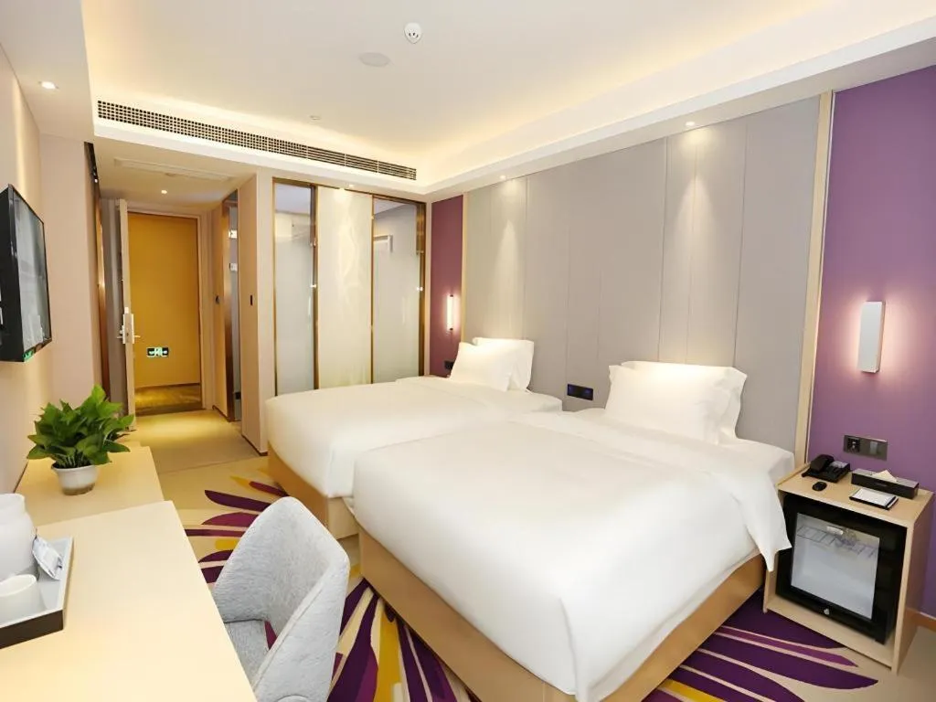 Bed in Lavande Hotel Bejing West Station South Square Lize Commercial Zone