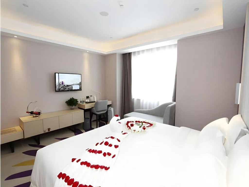 Bed in Lavande Hotel Bejing West Station South Square Lize Commercial Zone