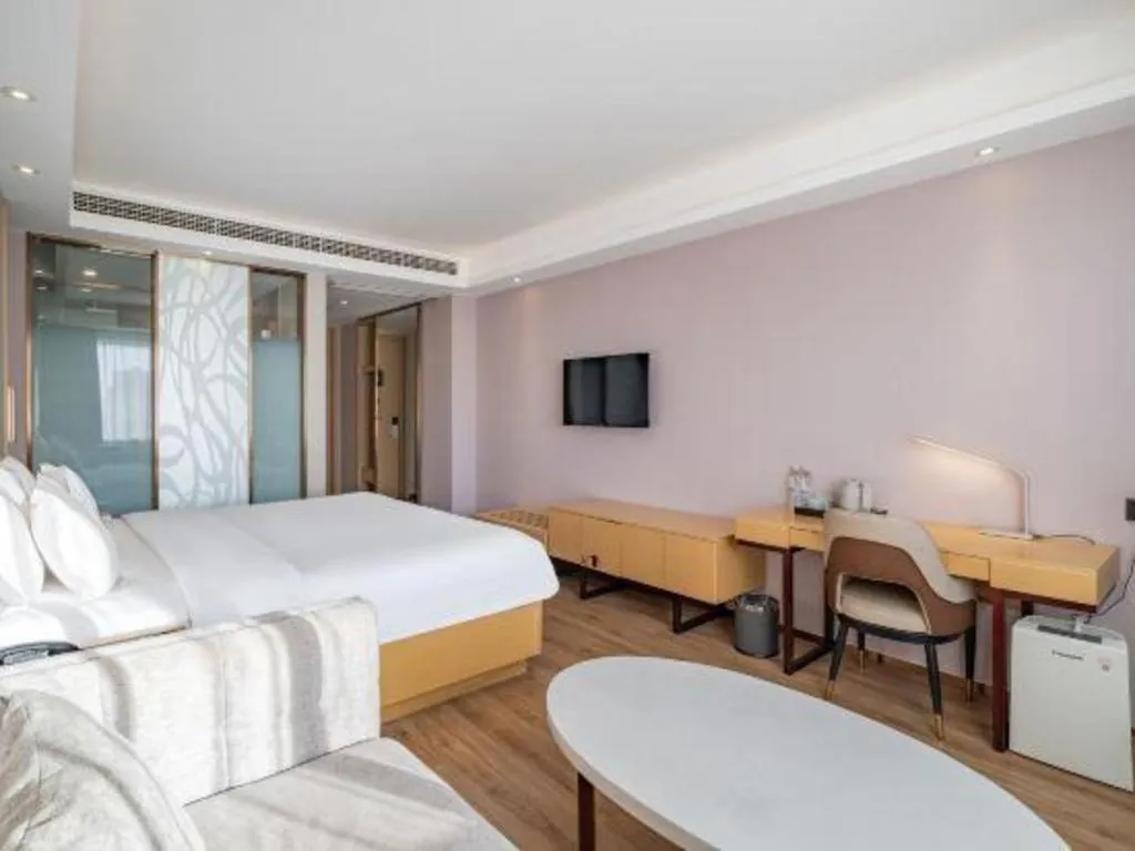 Bed in Lavande Hotel Bejing West Station South Square Lize Commercial Zone