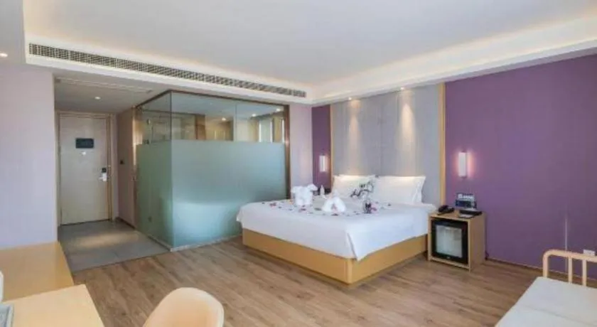 Bed in Lavande Hotel Bejing West Station South Square Lize Commercial Zone