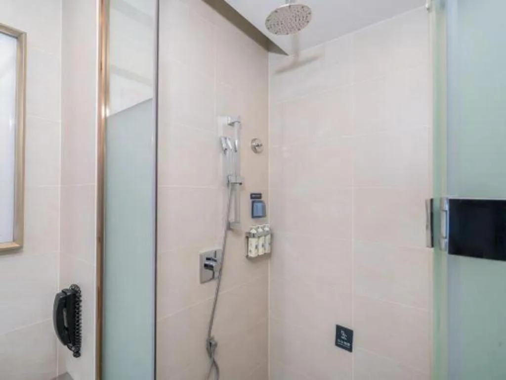 Lavande Hotel Bejing West Station South Square Lize Commercial Zone