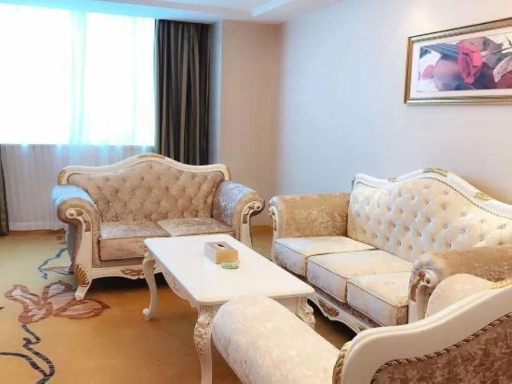 Vienna Hotel Guangdong Qingyuan Wanda Plaza Xincheng Beijiang