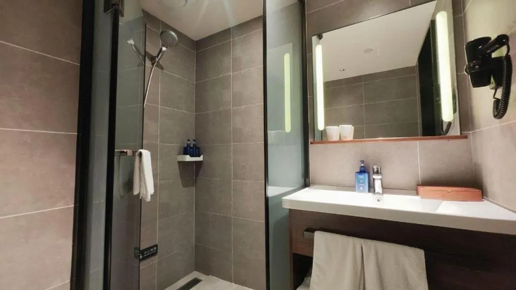 Hanting Hotel Chongqing Guanyinqiao