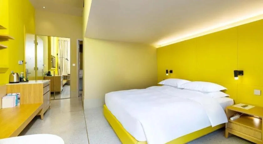 Bed in SongShan Lake PingShang Serviced Hotel