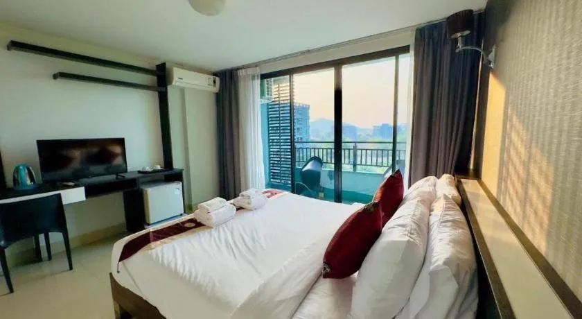 Bed in Baan Bangsare Resotel Chonburi