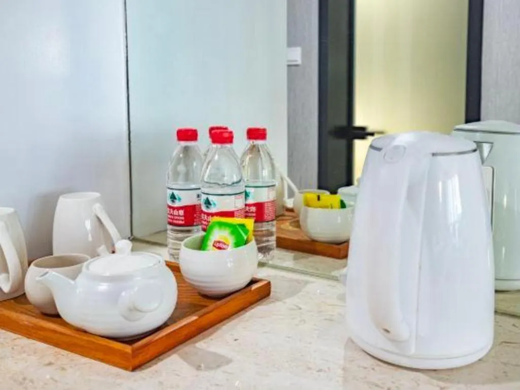 Ramada Encore by Wyndham Qionghai Downtown