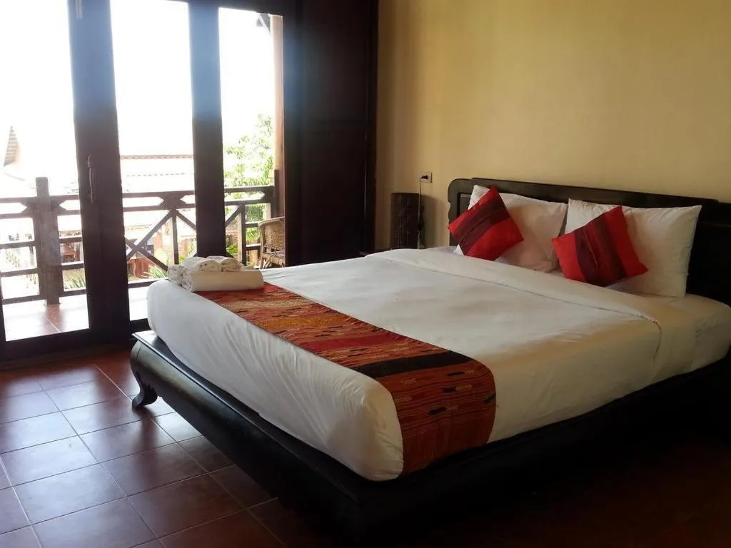 Bed in Pon Arena Hotel