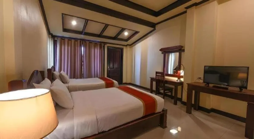 Bed in Pon Arena Hotel