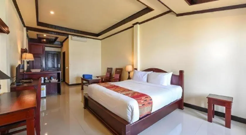 Bed in Pon Arena Hotel