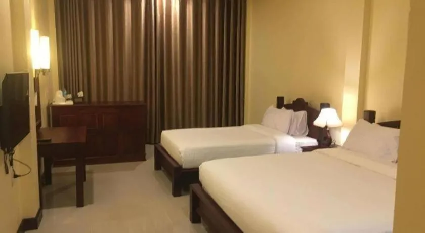 Bed in Pon Arena Hotel