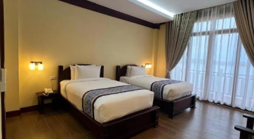 Bed in Pon Arena Hotel