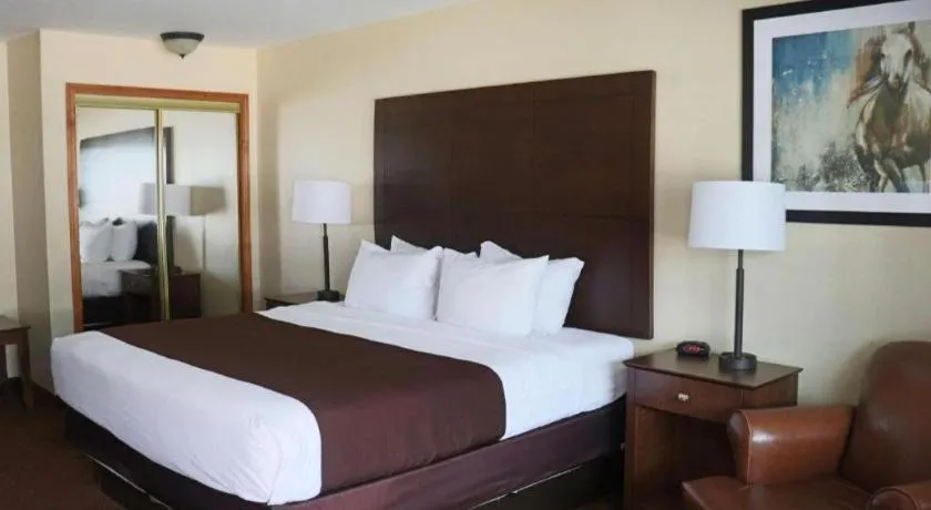 Bed in Best Western George West Executive Inn