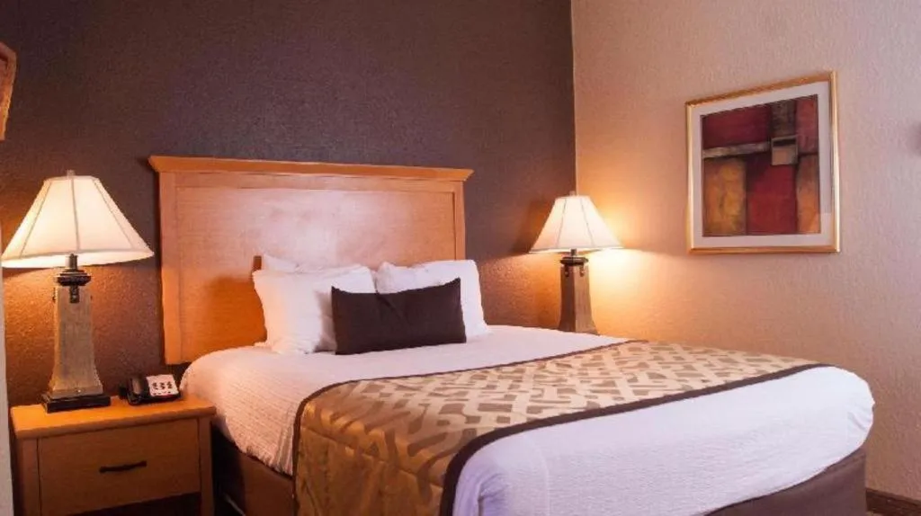 Best Western Locust Grove Inn & Suites