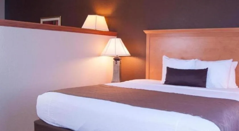 Best Western Locust Grove Inn & Suites