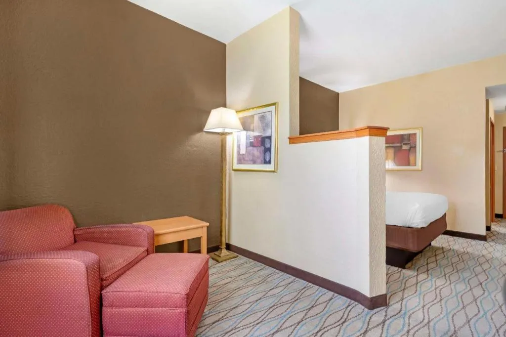 Best Western Locust Grove Inn & Suites