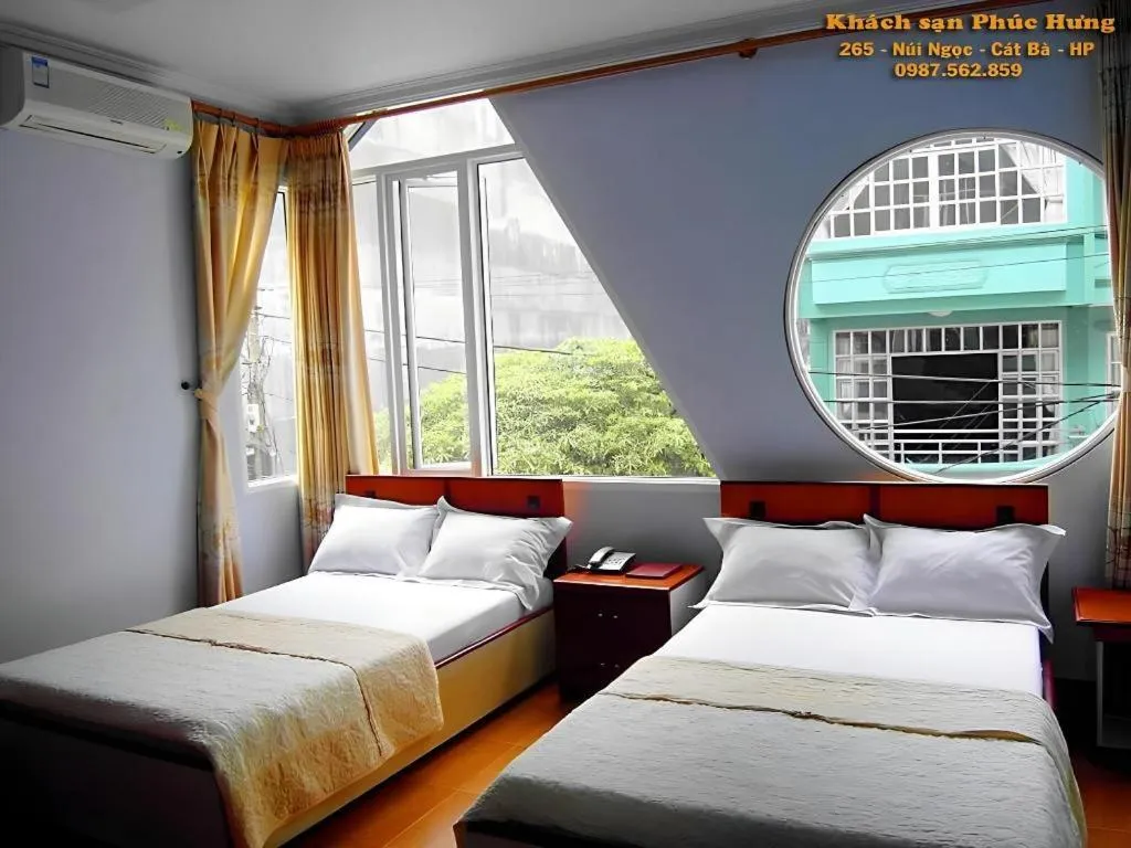 Bed in Ciao CatBa Hotel